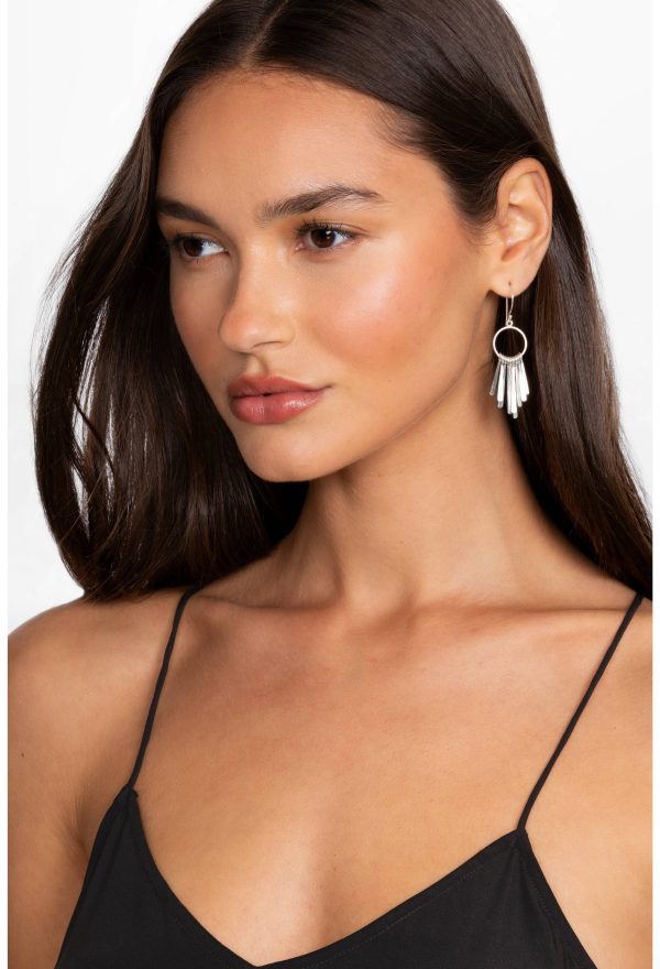 FEATHER CASCADE EARRINGS - Image 3